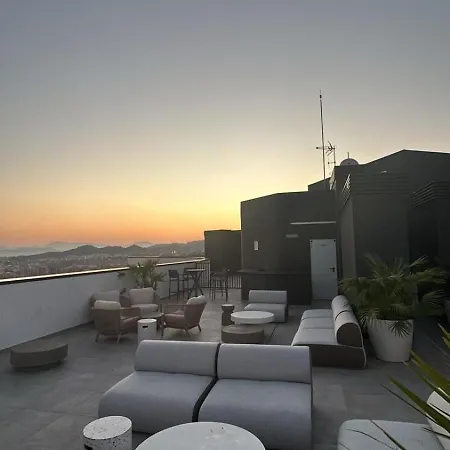 Urban Sky Apartment *
